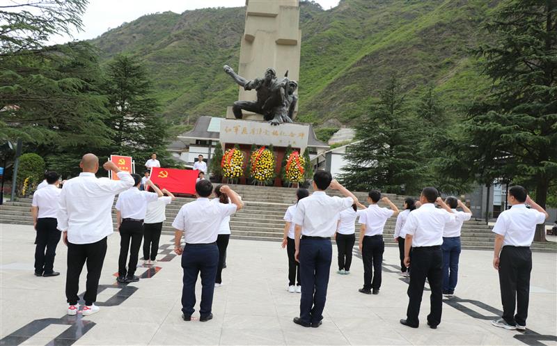 技工学校组织开展“不忘初心再出发，，，，，奋进伟大新征程”党史学习教育主题党日活动