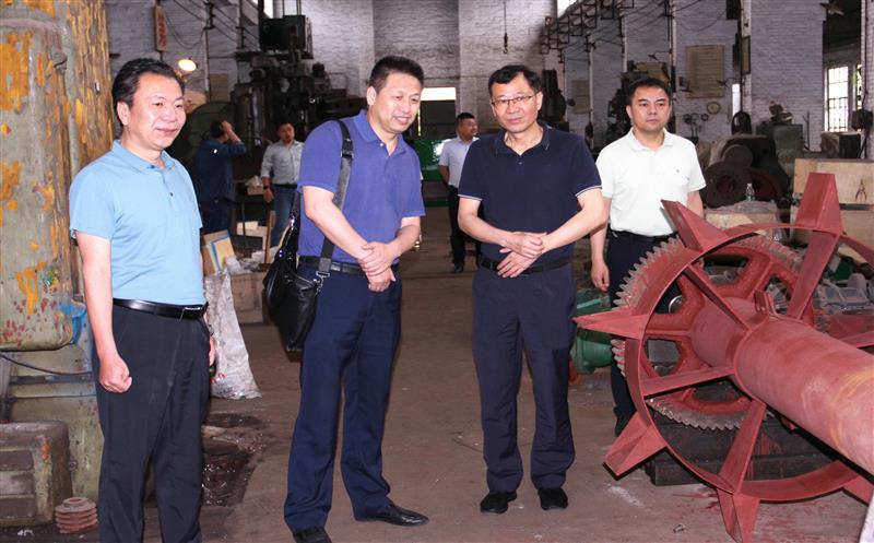 涂孝忠一行到102厂开展党建、党风廉政建设和反腐败工作调研式监督