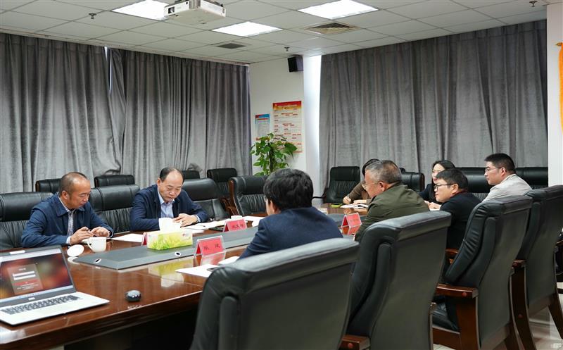 四川安博电竞党委委员、副总经理武文祥一行到兴蜀设计集团调研指导工作