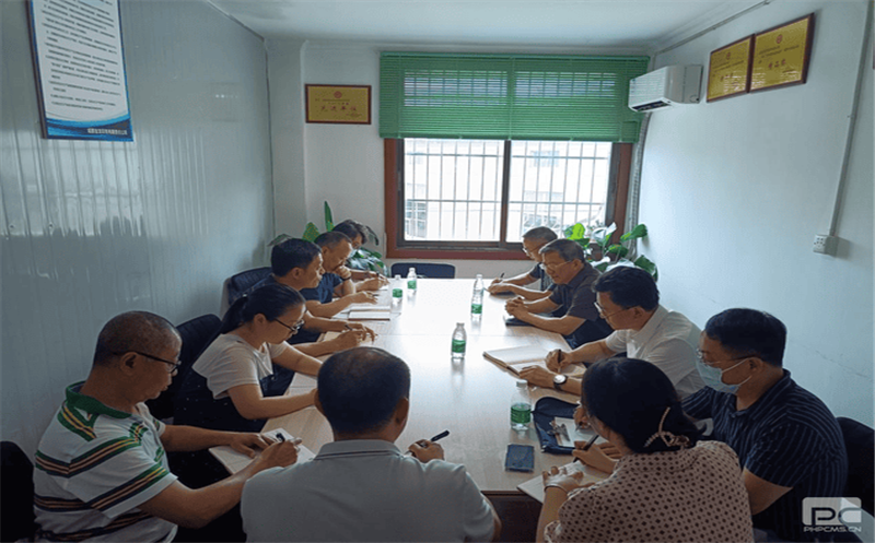 杜春茂深入地创光电生产一线开展安全检查并调研指导