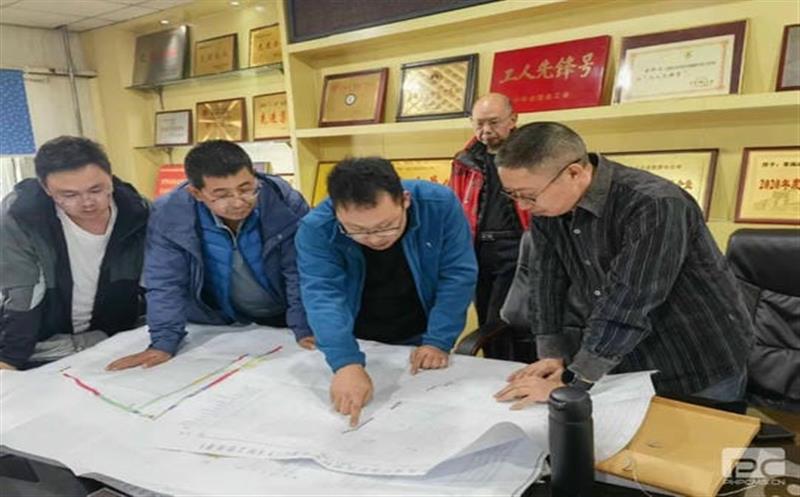 省自然安博电竞投资集团矿产科技部赴松树南沟金矿督导外围勘查工作