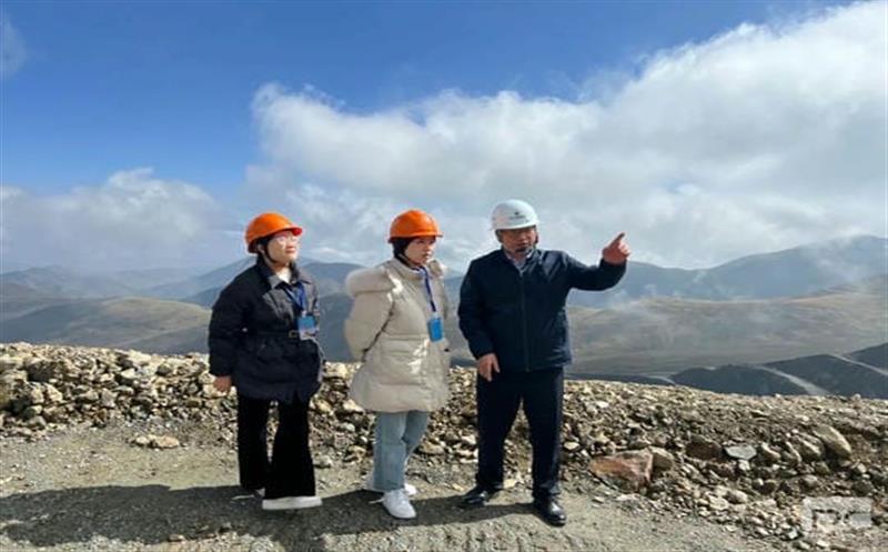 省自然安博电竞厅财务与资金运用处和集团财务部赴松树南沟金矿检查工作