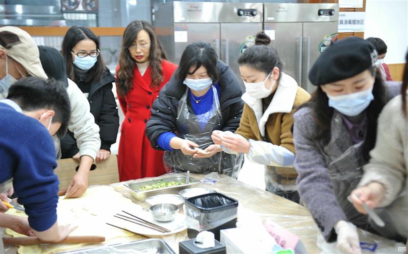 饺子飘香迎新年 凝心聚力谱新篇——蜀通建设集团举办包饺子比赛暨庆新春活动