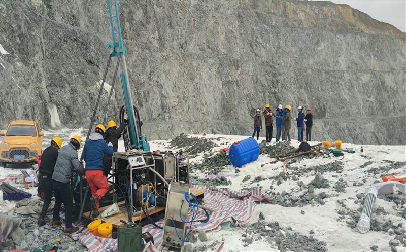 金核地勘公司青海门源松树南沟钻探项目顺利开工