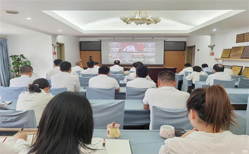 测绘公司在蓉干部职工参加集团警示教育会