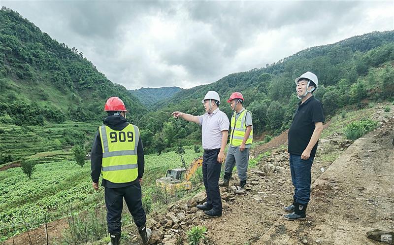 攀西公司赴会理市2024年度地质灾害综合治理项目一线检查指导工作