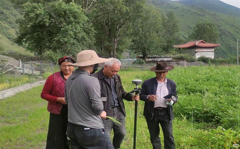 党徽闪耀 榜样力量 ——2023年度公司优秀共产党员、优秀党务工作者先进事迹展播（一）