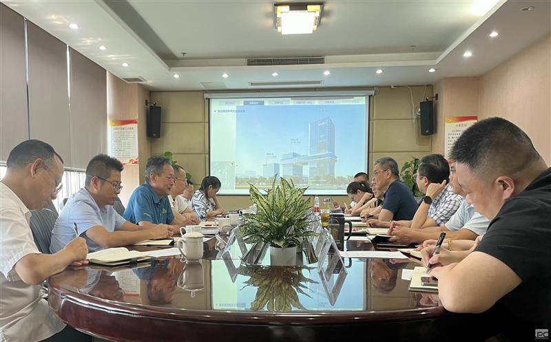 中成集团与四川安博电竞置业集团进行座谈交流