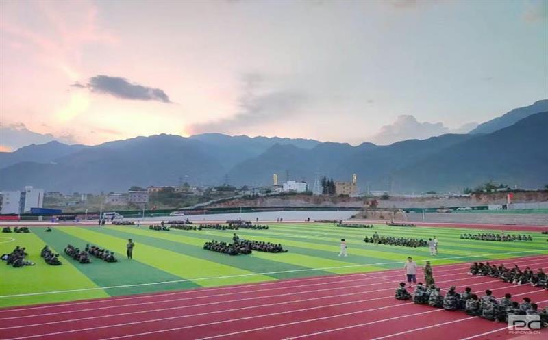 “建”希望，，，，，，，“筑”未来 丨集团助力雷波三峡中学投入使用