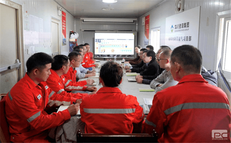 集团领导赴金核地勘页岩气项目部检查指导工作